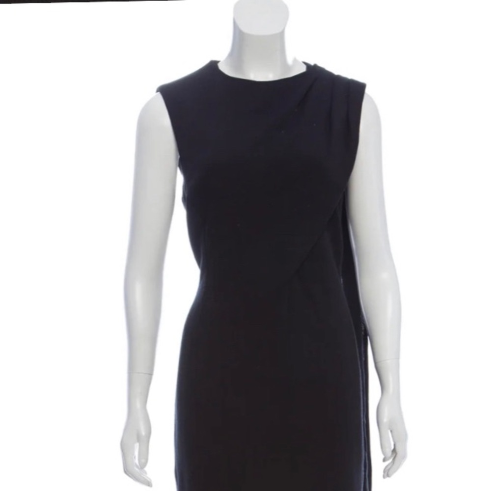 Dress - Picture 4 of 4